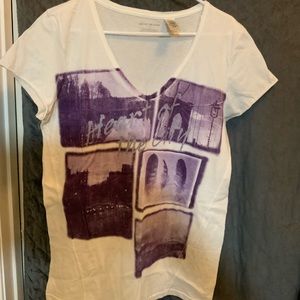 DKNY Jeans Large T-Shirt